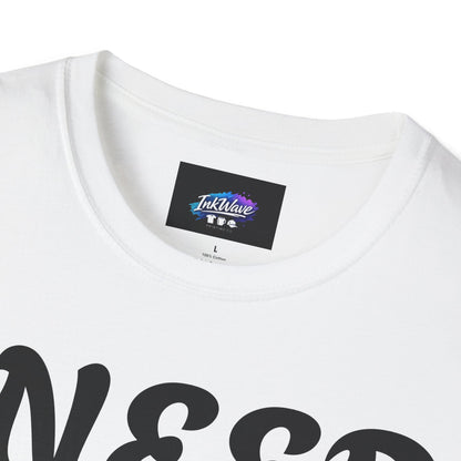 Graphic T-Shirt "I Need a Huge Cocktail" — Funny Bar & Party Tee